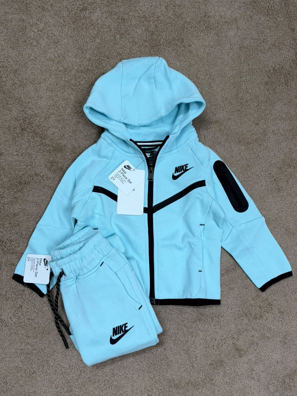 BRIGHT BLUE