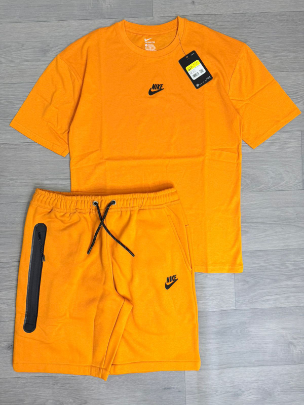 Nike Tech Style Summer Set.